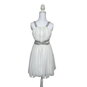 City Triangles White Dress with Silver Details